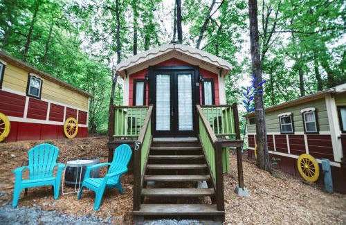 Sevierville Casa | Gypsy Cottage Near the Smokies #15 Queenie
