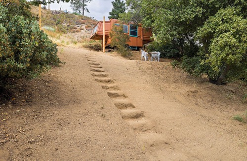Leona Valley Casa | Gypsy Trailer Boho Glamping