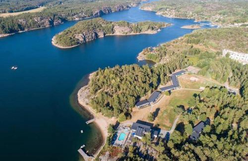 Lokholmen Casa | Hällestrand Semesterby R12