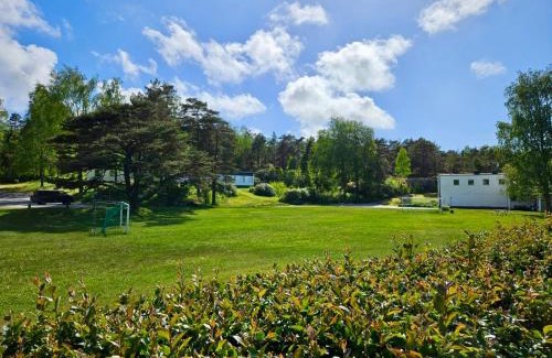 Lokholmen Casa | Hällestrand Semesterby R12