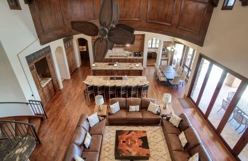 Pinnacle Peak Casa | HÓZHÓ West Estate at Lone Mountain