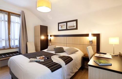 Thonon-les-Bains Hotel | Hôtel A l'Ombre des Marronniers