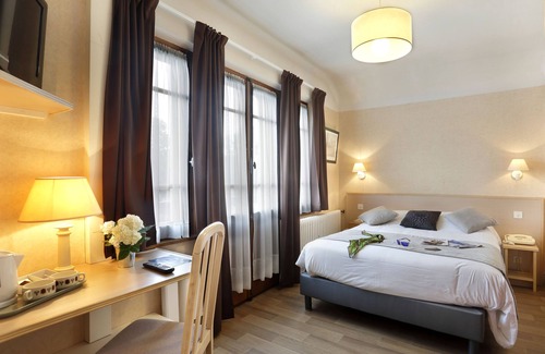 Thonon-les-Bains Hotel | Hôtel A l'Ombre des Marronniers