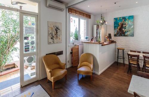 Minimes - Barriere de Paris Hotel | Hôtel Alizé