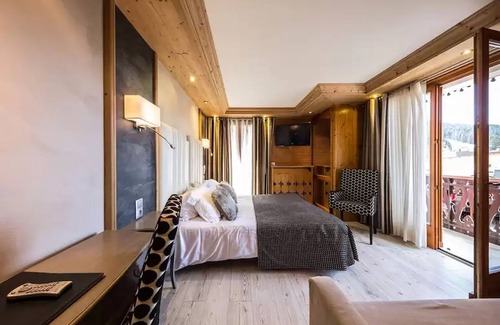 Les Gets Hotel | Hôtel Alpina