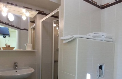 Beauvoir Hotel | Hôtel Beauvoir