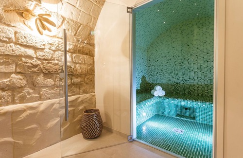 6th Arrondissement Hotel | Hôtel Bonsoir Madame