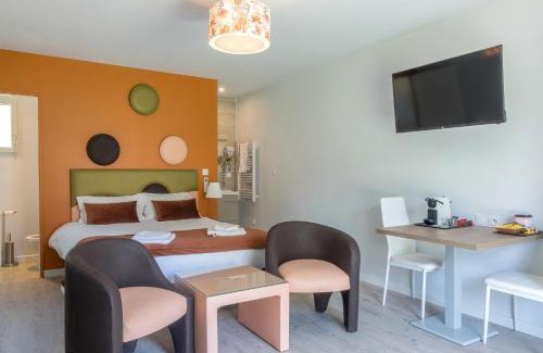 Ternand Casa | Hôtel Domaine des Pierres Dorées