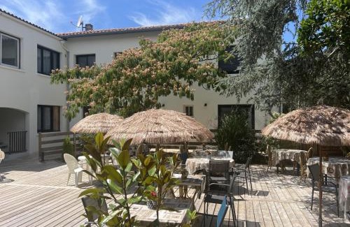 Soulac-sur-Mer Hotel | Hôtel La Pinède