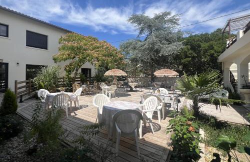 Soulac-sur-Mer Hotel | Hôtel La Pinède