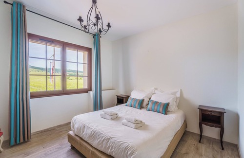 Gevrey-Chambertin Hotel | Hôtel Le Clos des Arts
