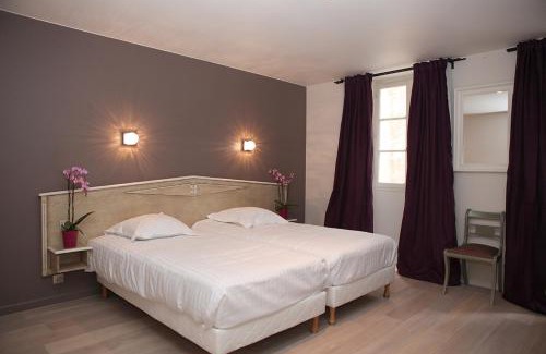 Centre Ville Hotel | Hôtel Le Roncevaux