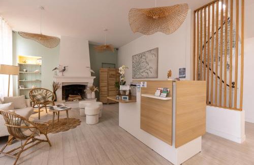 Saint-Pierre-d'Oleron Hotel | Hôtel Le Square