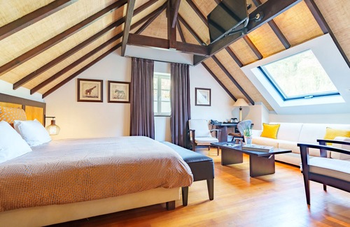 Ville Haute Hotel | Hôtel Les Jardins d'Anaïs
