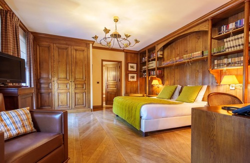 Ville Haute Hotel | Hôtel Les Jardins d'Anaïs
