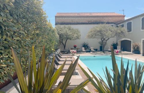 Maussane Hotel | Hôtel Les Magnanarelles