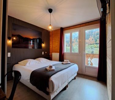 Mont-Dore Hotel | Hôtel Les Mouflons