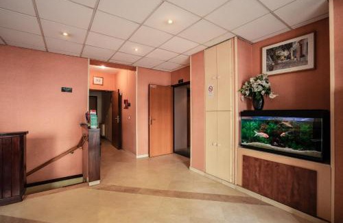 13th Arrondissement Hotel | Hôtel Neptune Place d'Italie