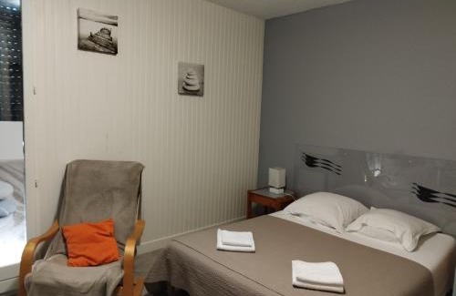 Saint-Paul-les-Dax Apartamento | Hôtel Studios Les Acacias