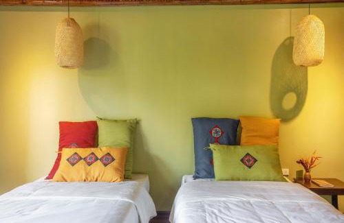 Luong Son Cabina | Hồ Đá Cổ Thiên Long Resort Hòa Bình