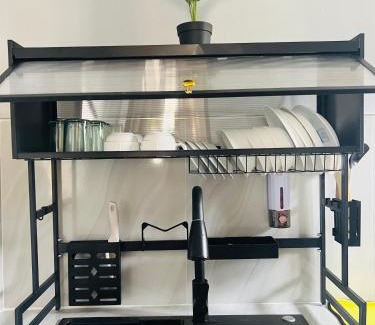 Urdaneta City Casa | H&K Guest House