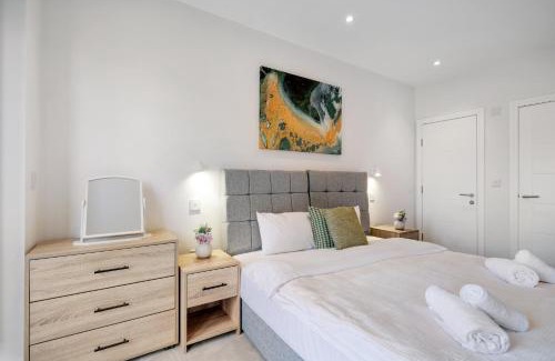 Coulsdon West Casa | H L Homes