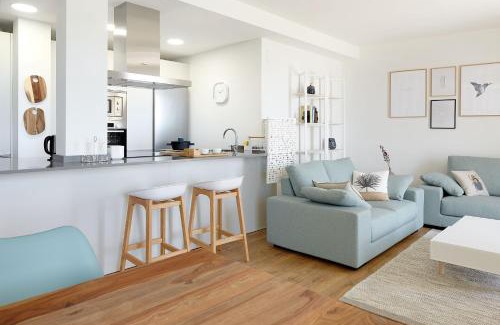 Hondarribia Historic Center Apartamento | H SUITE3B by Smiling Rentals