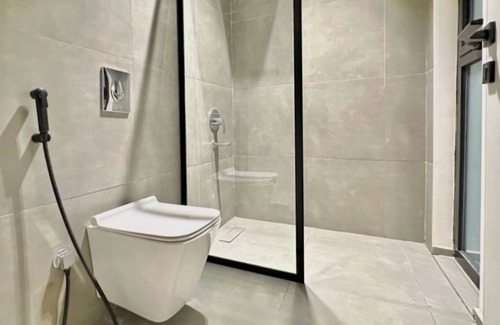 Riyadh Apartamento | H103-Modern 2-bedroom Condo in Almalqa, Riyadh