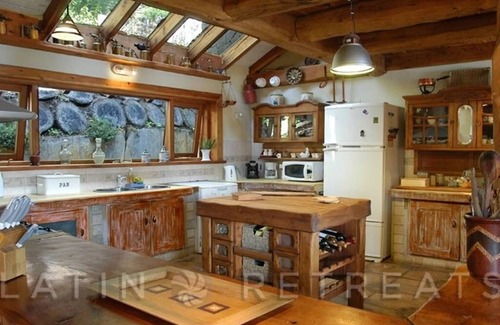 San Carlos de Bariloche Casa | H13 - AMAZING CHALET PRIVADO DE 5 DORMITORIOS PLAYA Y JACUZZI