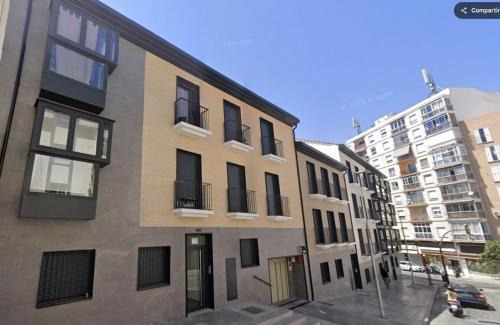 San Felipe Neri Apartamento | H2M Postigo Duplex terrace 2 bathrooms, Smart TV, Oven