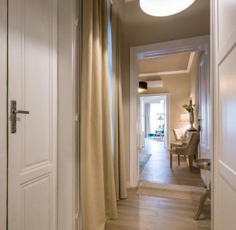 Kosice Old Town Apartamento | H75 Apartments Kosice Centre