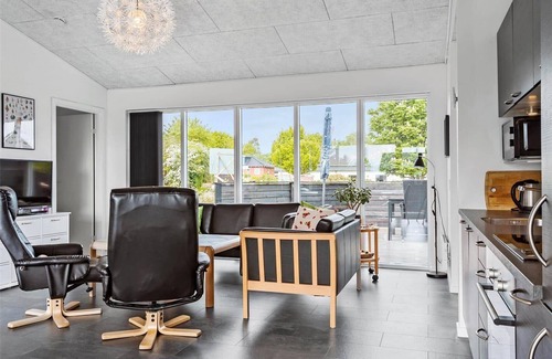 Hou Casa | HA150 Hals - Kystvejen 40