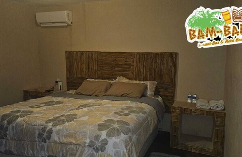 Boulevard Barra Vieja Hotel | Hab Mangrove bed ks 15 steps from the sea sand breakfast included, Aca Diaman