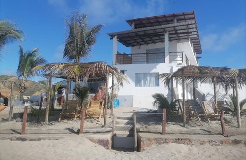 Punta Sal Hotel | Hab21 Hotel Frente al mar ideal para disfrutar del sol y descansar con Wifi y AC