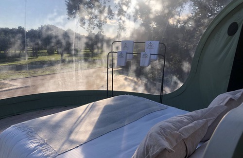 Velada Cabina | Habitación Burbuja Doble con Vistas al Campo y Piscina