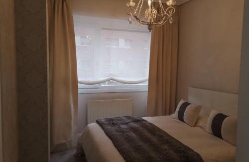 Ametzola Casa | Habitación con baño privado en Bilbao