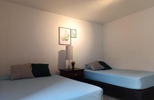 La Castellana Otro | Habitación Laureles la castellana