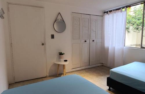 La Castellana Otro | Habitación Laureles la castellana