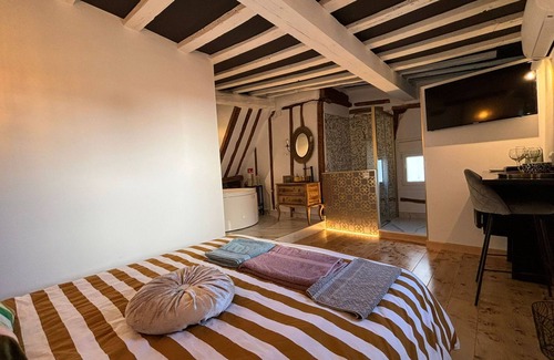 Old Town Cama Y Desayuno | Habitación Oro by Gloove