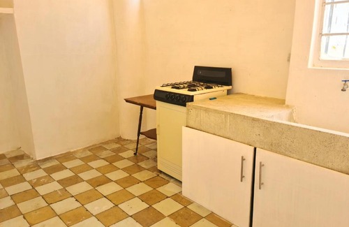 Atlixco Casa | Habitación privada en departamento céntrico (rojo)