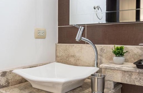 Samborondon Casa | Habitación Privada en Samborondón