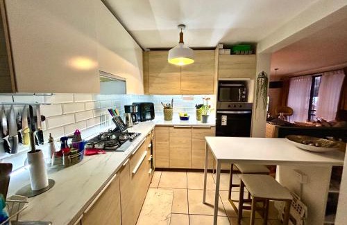 Apoquindo Casa | Habitación privada en Las Condes