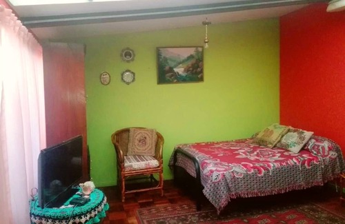 Macrodistrito Sur Cama Y Desayuno | Habitación Privada, Soleada y Tranquila