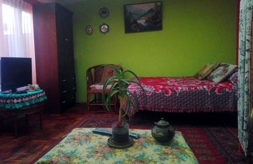 Macrodistrito Sur Cama Y Desayuno | Habitación Privada, Soleada y Tranquila
