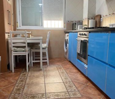 Poligono Norte Casa | habitacion acogedora con limpieza incluida- buena conexion