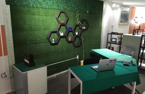 Leon Casa | Habitacion privada en Centro Lopez Mateos con Aire Acondicionado Oficina Estacionamiento