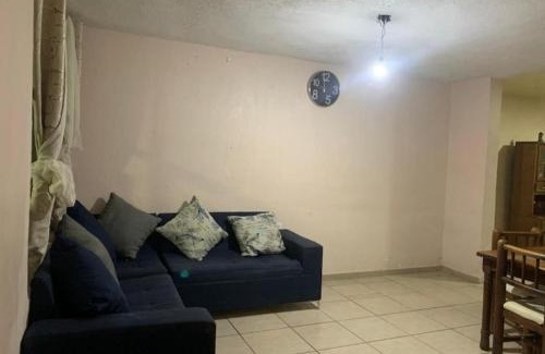 Leon Casa | Habitacion sencilla en zona céntrica