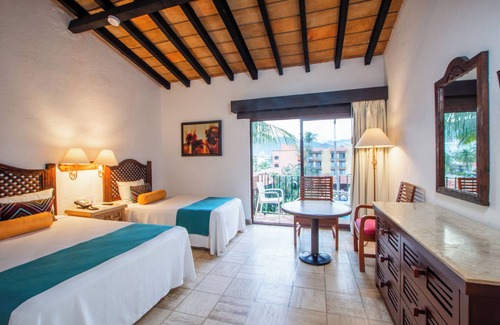 North Hotel Zone Hotel | Hacienda Buenaventura Hotel & Mexican Charm