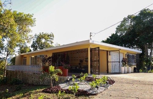 Ciales Villa | Hienda Cumbre Bella