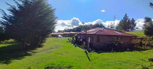Nabon Casa | Hacienda El Atardecer, vía a Loja